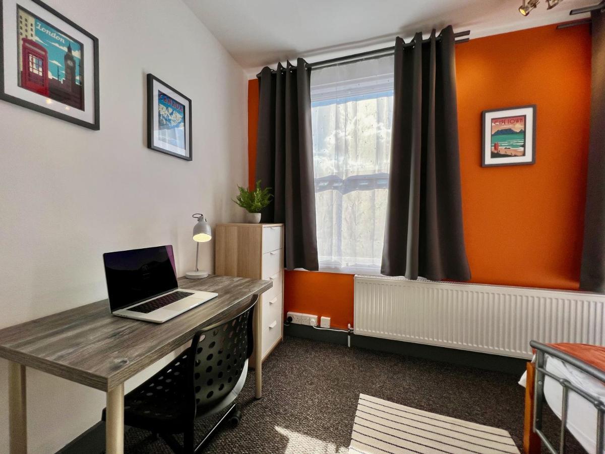Hébergement de vacances Clarence House 3 Bedrooms 8min To Station E17 North East