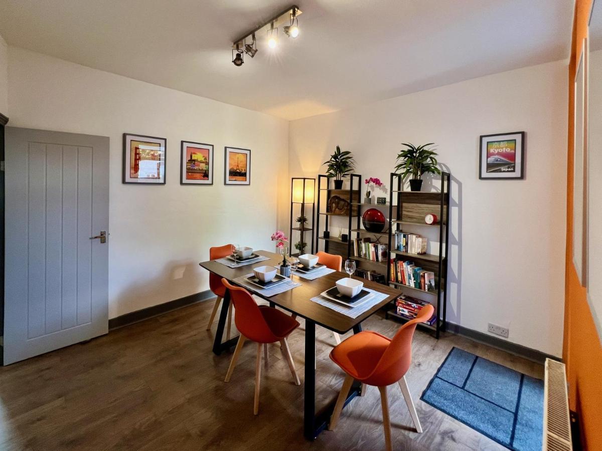 Clarence House 3 Bedrooms 8min To Station E17 North East Hébergement de vacances