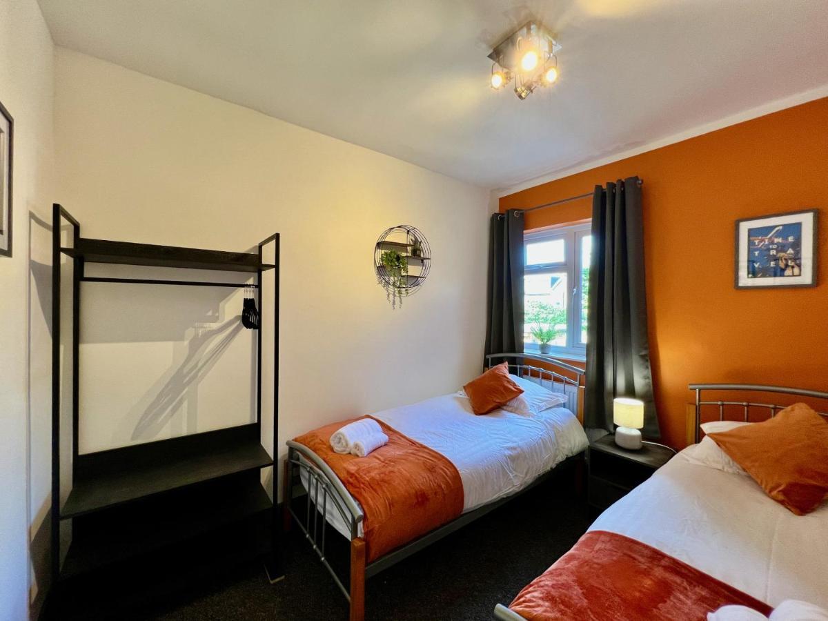 Hébergement de vacances Clarence House 3 Bedrooms 8min To Station E17 North East